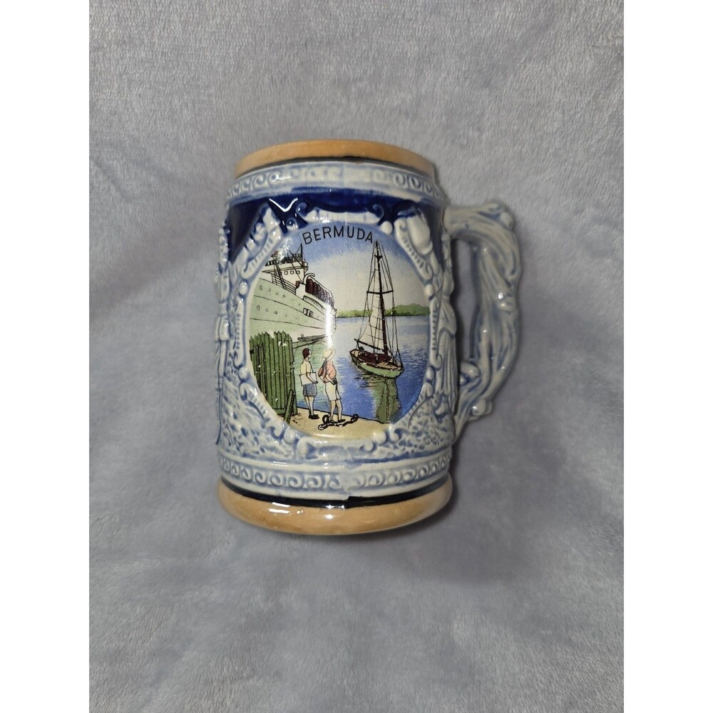 Vintage Bermuda Beer Stein .5L 6” Tall – Sailboat & Ocean Liner Design – EUC